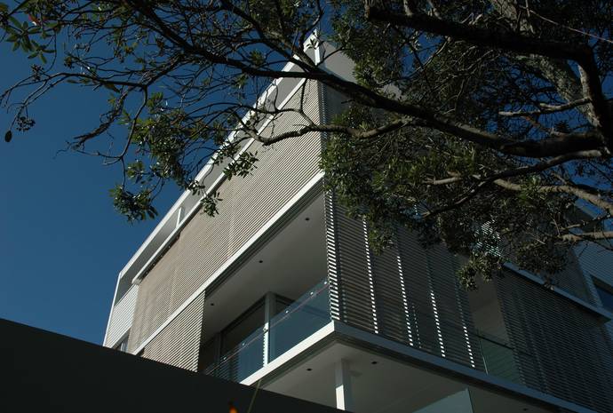 Alberon Apartments image